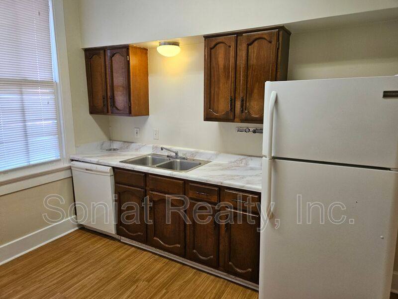 Apartment for rent at 110 S Pierce St #C, New Orleans, LA 70119