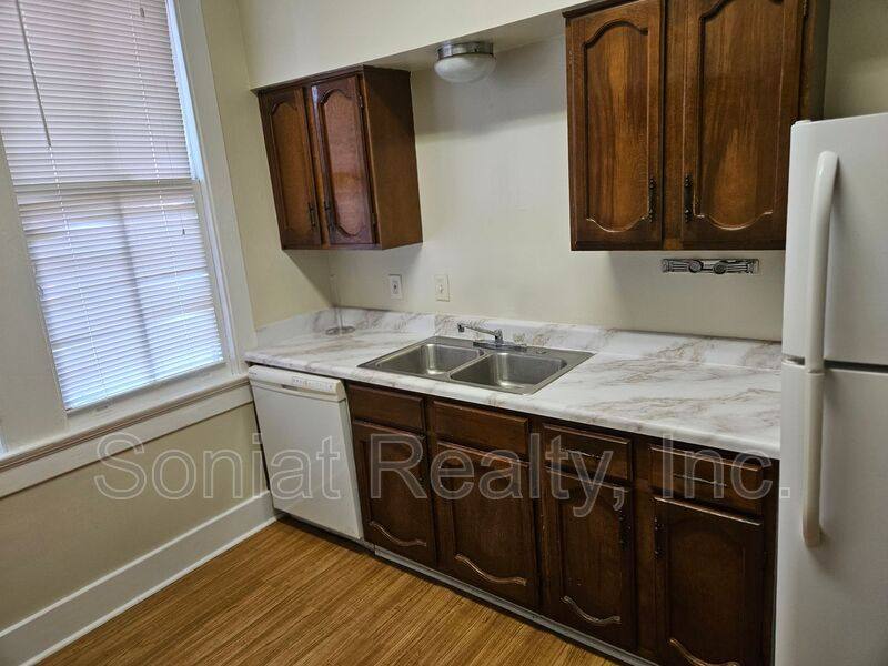 Apartment for rent at 110 S Pierce St #C, New Orleans, LA 70119