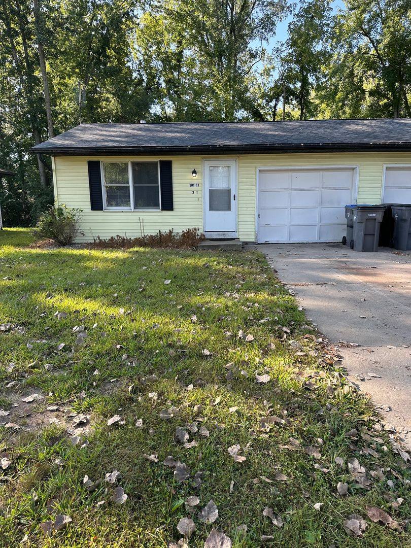Apartment for rent at 301 E Palm Dr, Syracuse, IN 46567