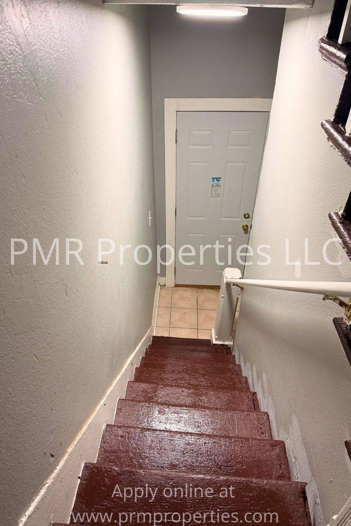Apartment for rent at 114-116 S 7th St, Council Bluffs, IA 51501