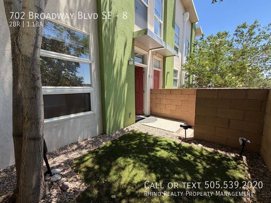 House for rent at 702 Broadway Blvd SE #8, Albuquerque, NM 87102