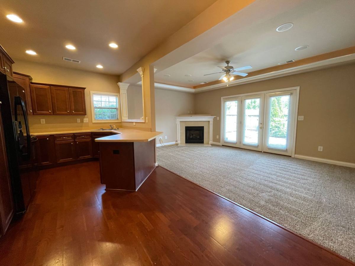Townhouse for rent at 328 Broadleaf Lane, Lexington, KY 40503