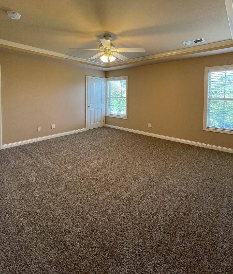 Townhouse for rent at 328 Broadleaf Lane, Lexington, KY 40503