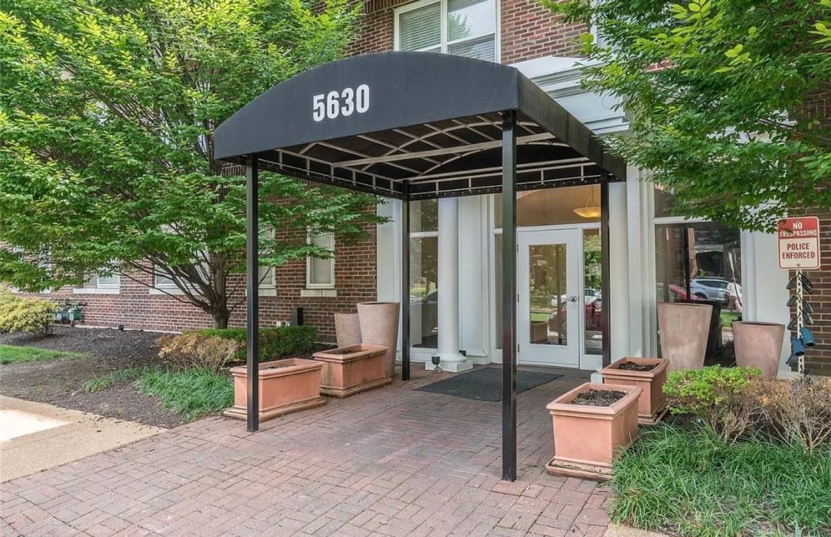 Condo for rent at 5630 Pershing Ave #36, St. Louis, MO 63112