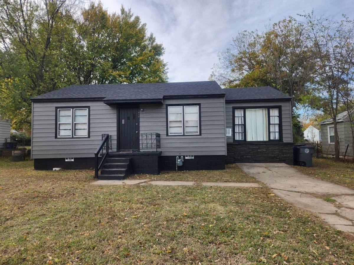 House for rent at 1816 N Delaware Place, Tulsa, OK 74110