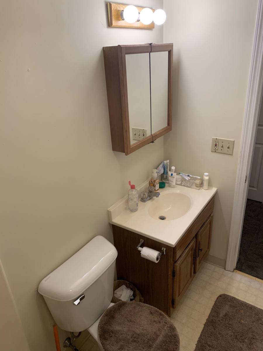 Apartment for rent at 15 Blossom St #5, Leominster, MA 01453