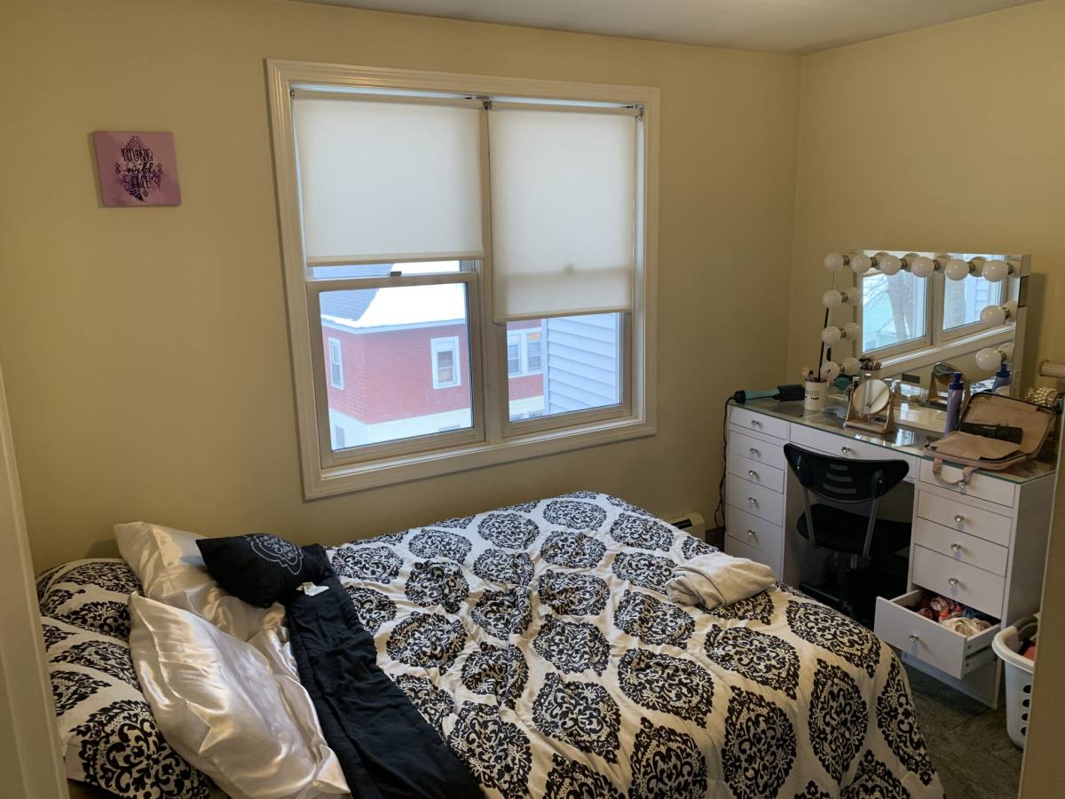 Apartment for rent at 15 Blossom St #5, Leominster, MA 01453