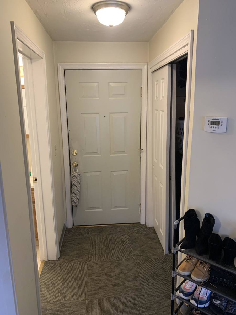 Apartment for rent at 15 Blossom St #5, Leominster, MA 01453