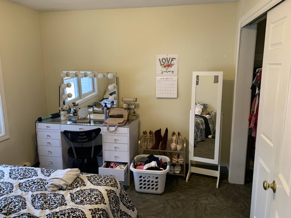 Apartment for rent at 15 Blossom St #5, Leominster, MA 01453