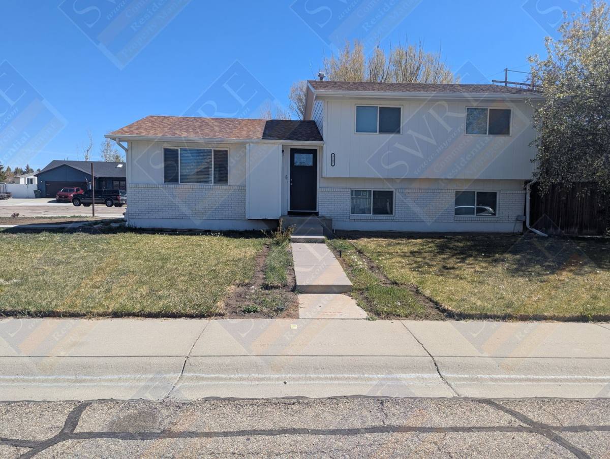 House for rent at 3107 Scott Dr, Rock Springs, WY 82901