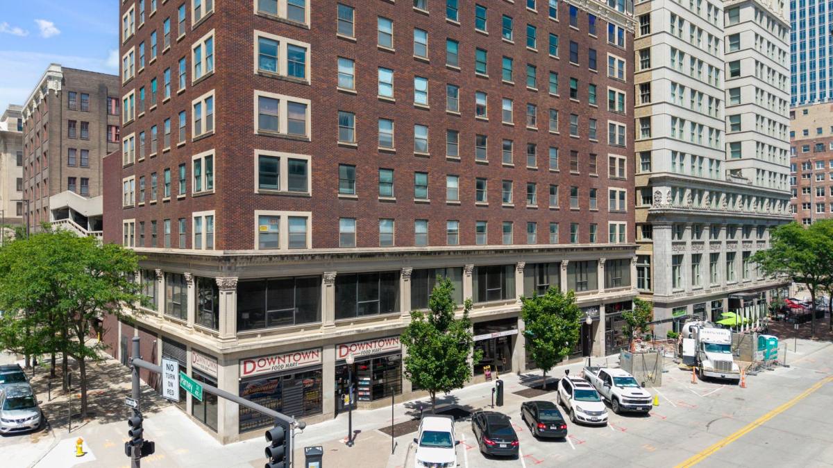 Condo for rent at 312 S 16th St #303, Omaha, NE 68102
