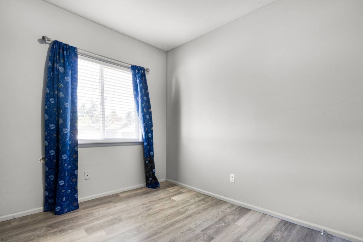 House for rent at 6815 S Warner St, Tacoma, WA 98409