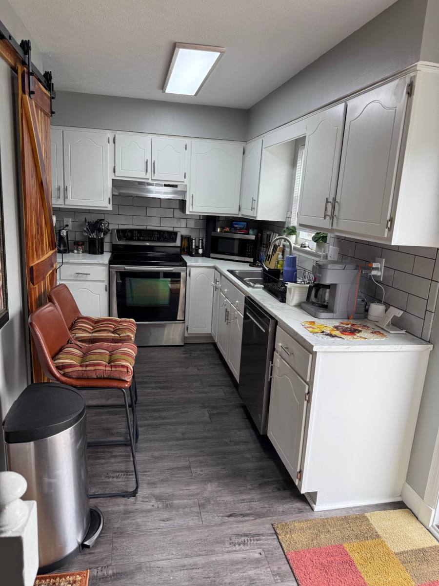 House for rent at 703 Brian Court Key, Radcliff, KY 40160