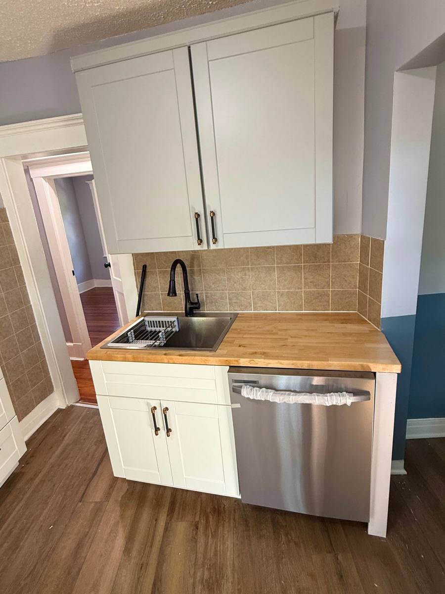 Condo for rent at 22 W Spring St #2, West Haven, CT 06516