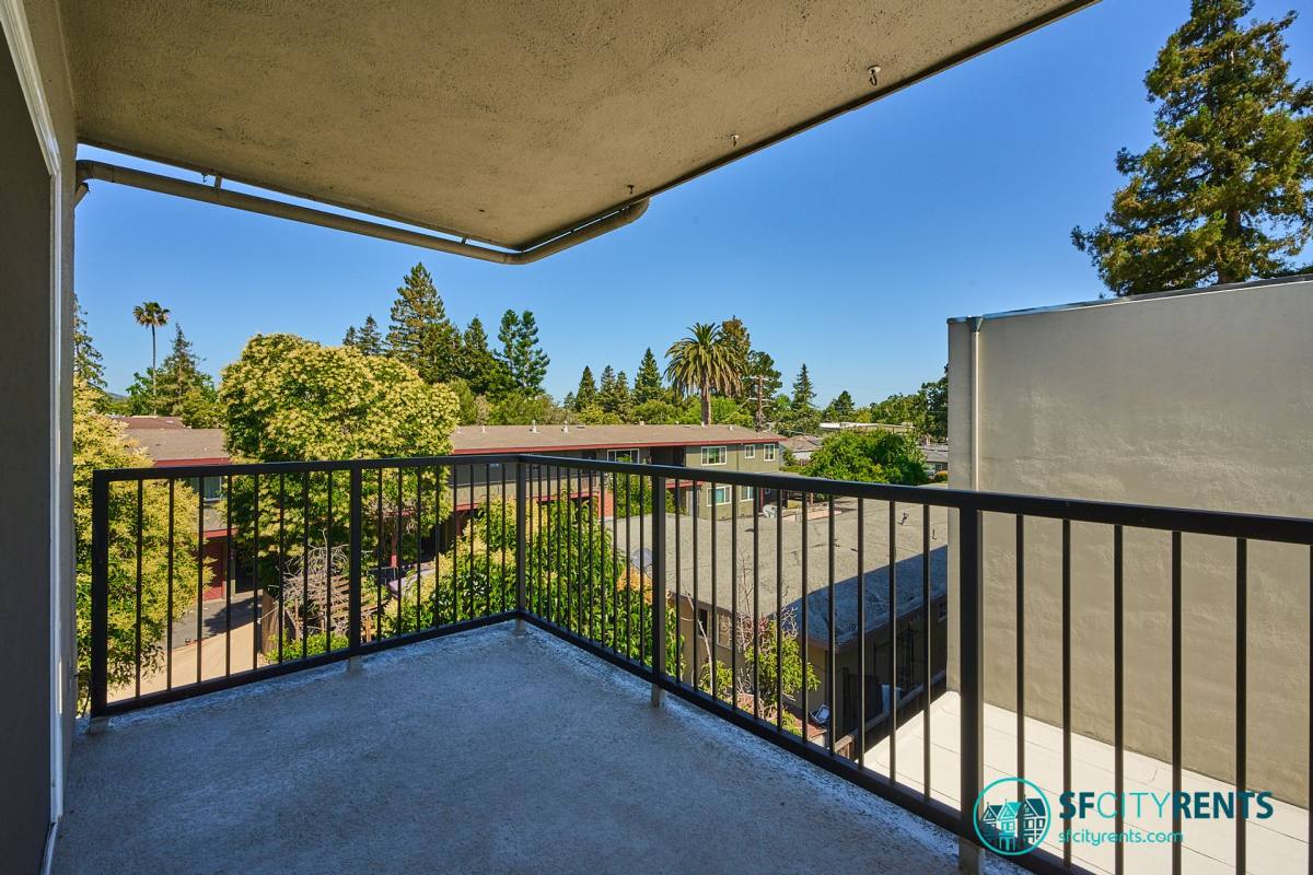 Apartment for rent at 1540 Hudson St, Redwood City, CA 94061