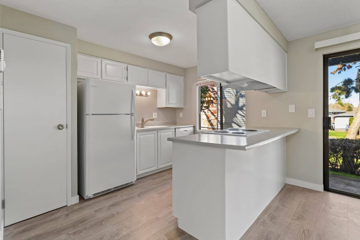 Apartment for rent at 5660 SW 180th Ave Corner, Beaverton, OR 97078