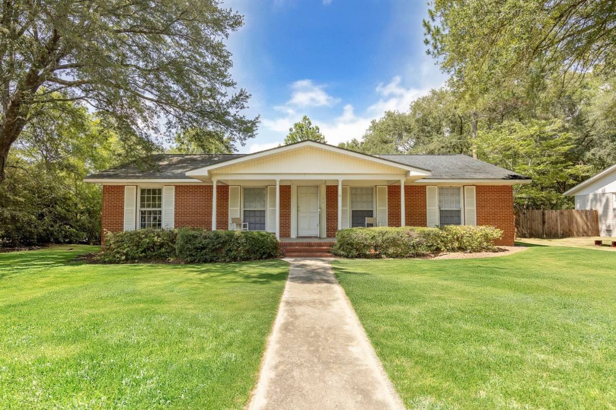 House for rent at 104 Herty Dr, Statesboro, GA 30458