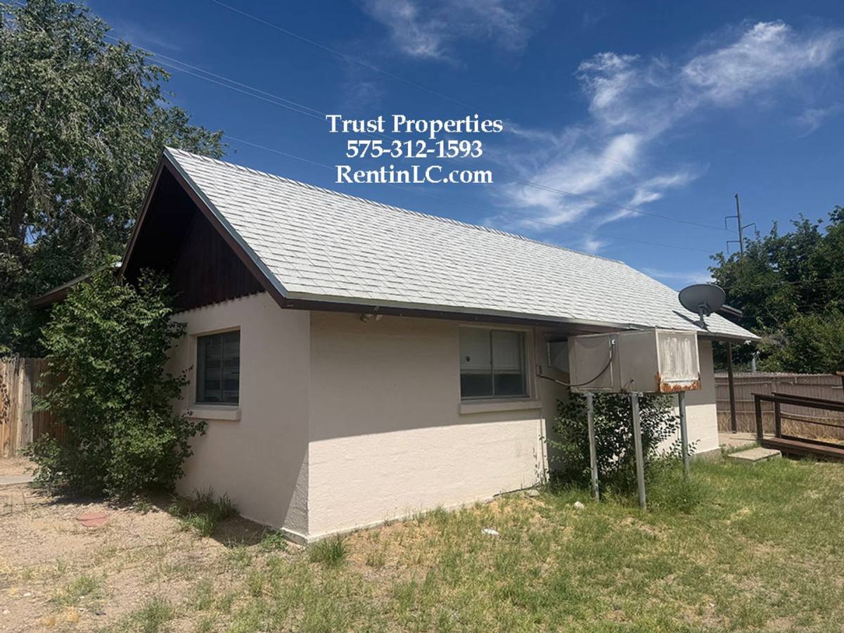 Townhouse for rent at 920 Texas Dr, Las Cruces, NM 88001