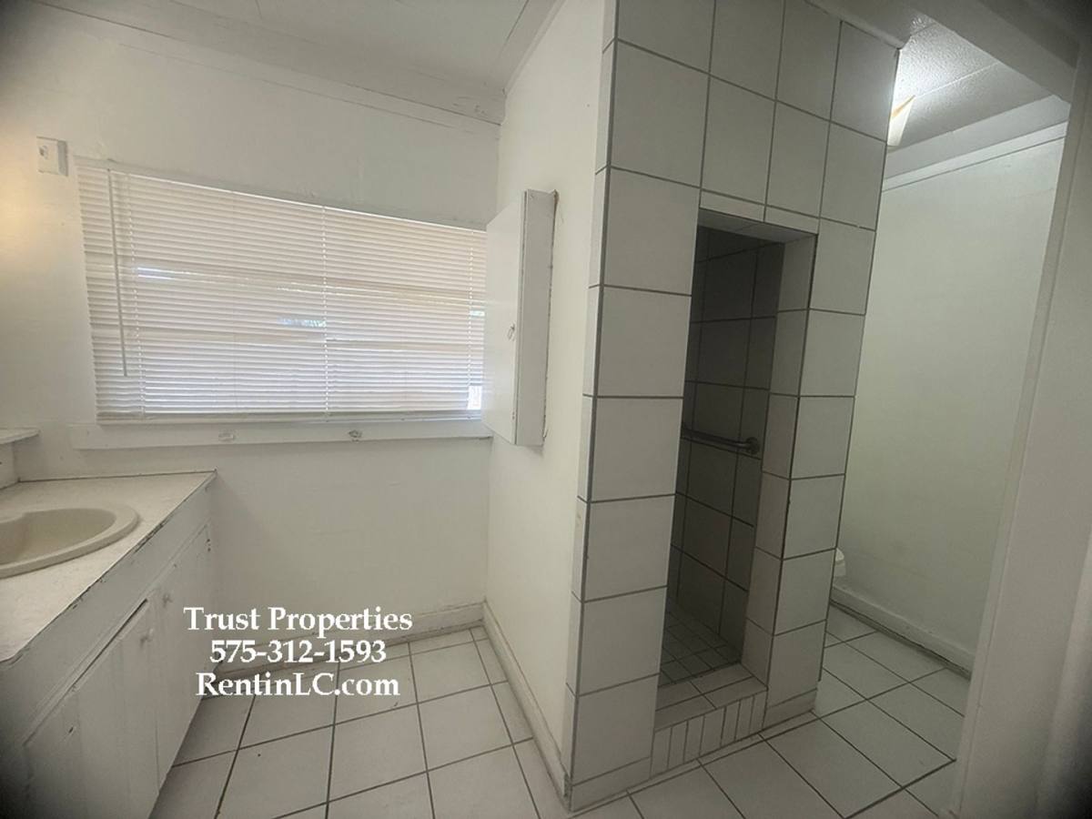 Townhouse for rent at 920 Texas Dr, Las Cruces, NM 88001
