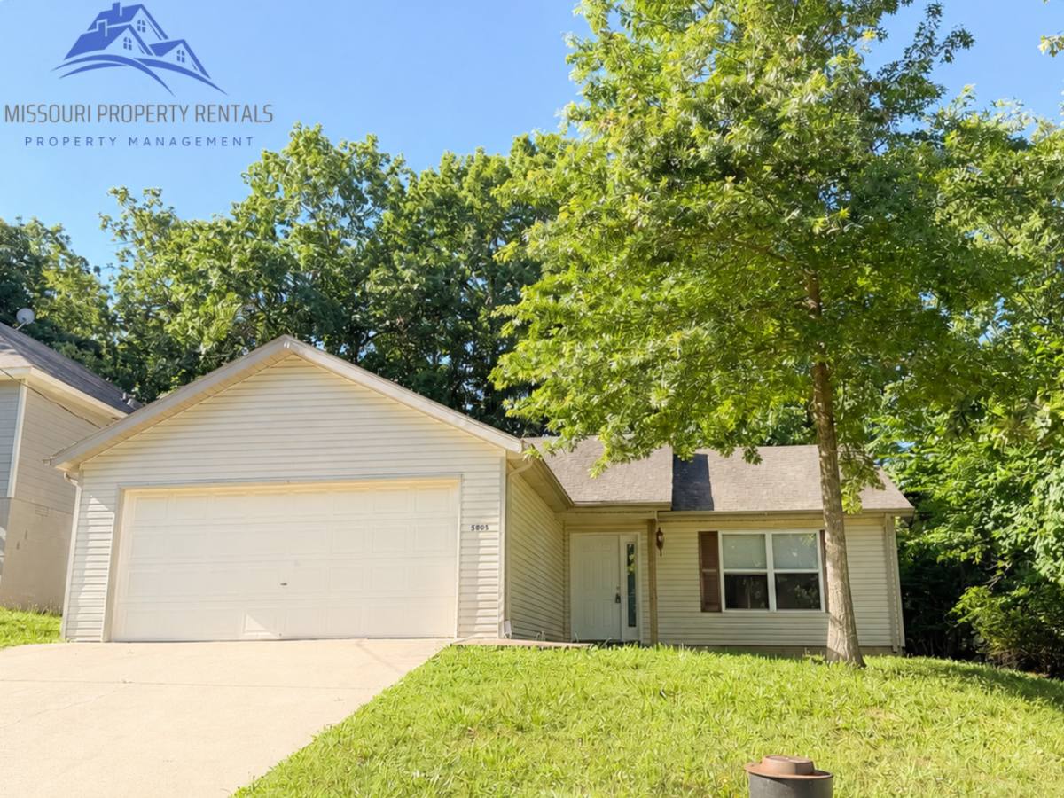 House for rent at 5005 Peach Dr, Rockaway Beach, MO 65740