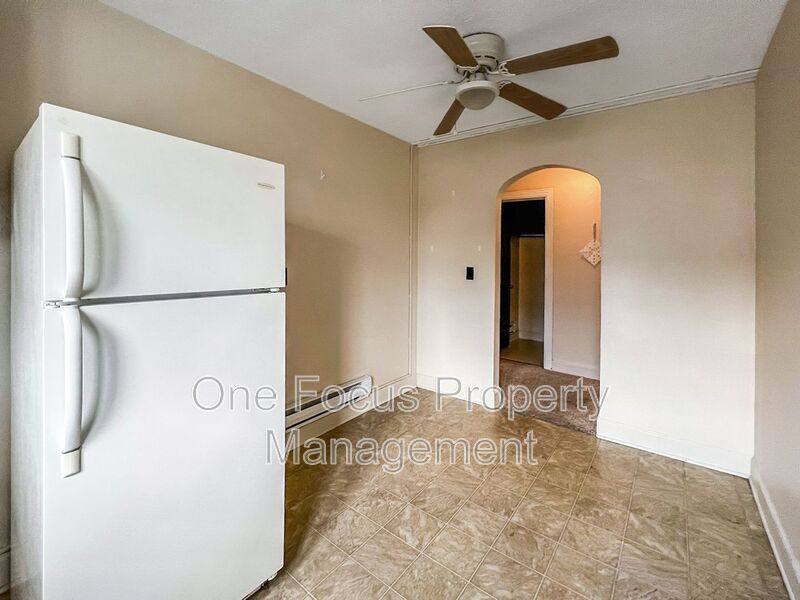 Apartment for rent at 236 Pennsylvania Ave, Mill Hall, PA 17751