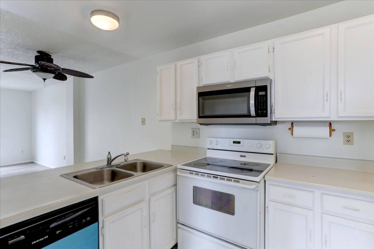 Townhouse for rent at 2033 Gyros Circle #166, Lafayette, CO 80026