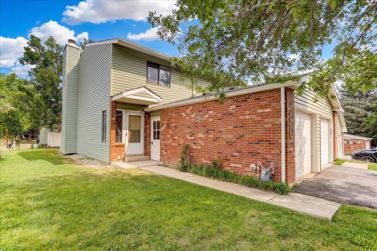 Townhouse for rent at 2033 Gyros Circle #166, Lafayette, CO 80026