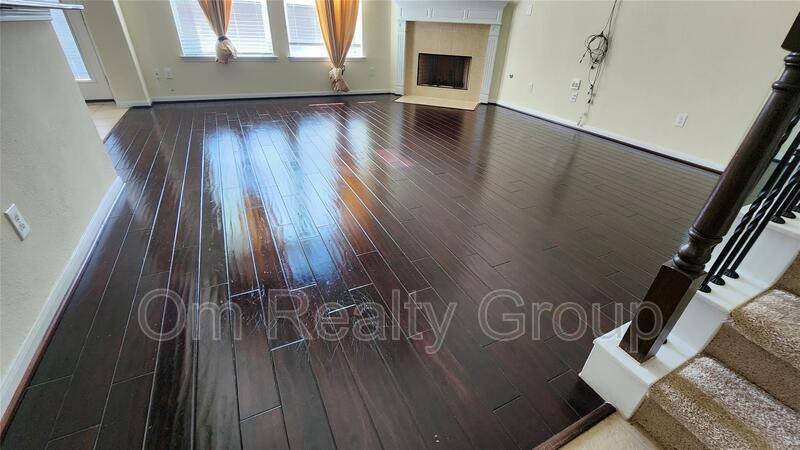 House for rent at 2318 Nashmor Dr, Sugar Land, TX 77479