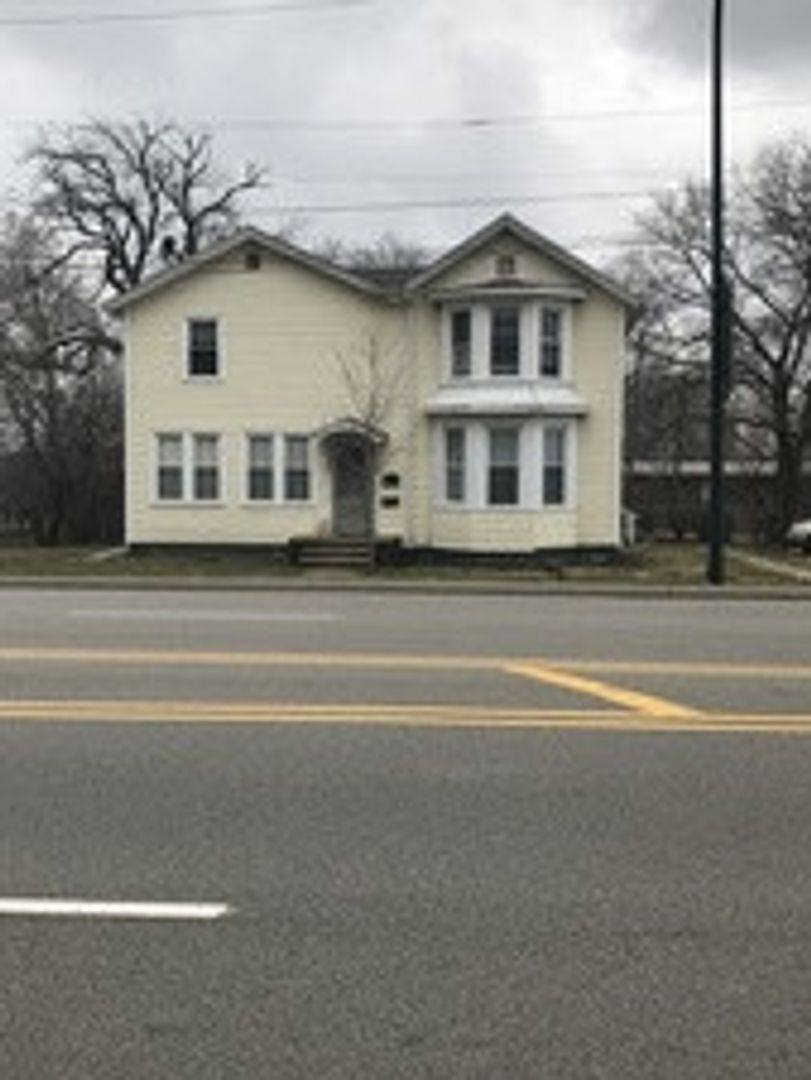 Apartment for rent at 1201 S State St, Lockport, IL 60441