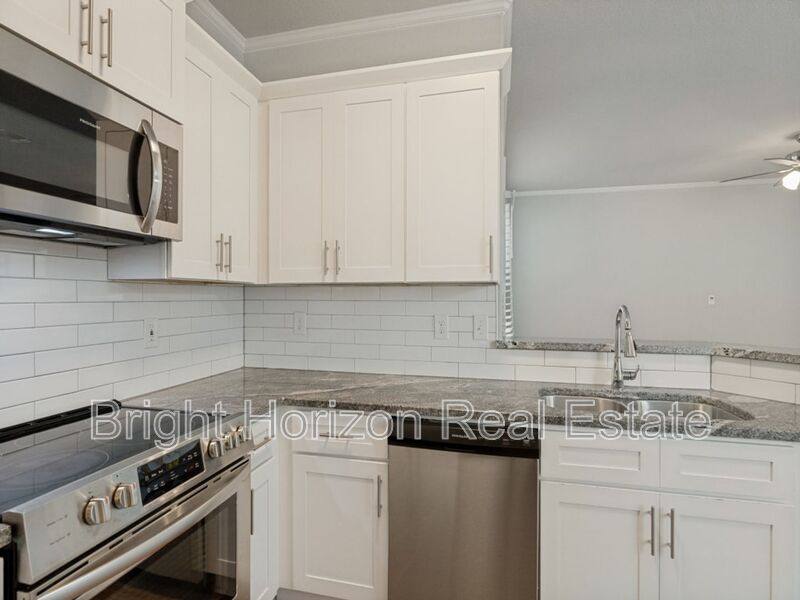 Townhouse for rent at 449 Woodgrove Dr #A, Little Elm, TX 75068