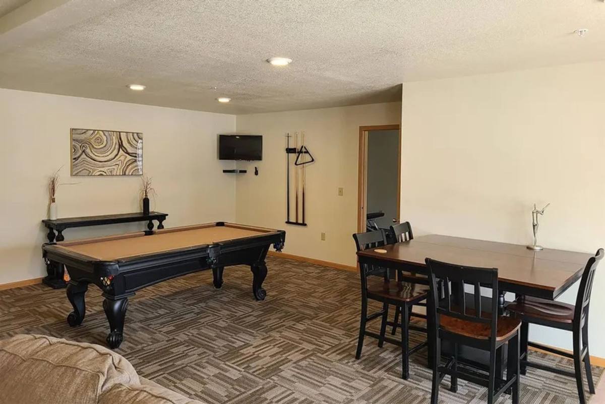 Apartment for rent at 1420 Greenbay St, Onalaska, WI 54650