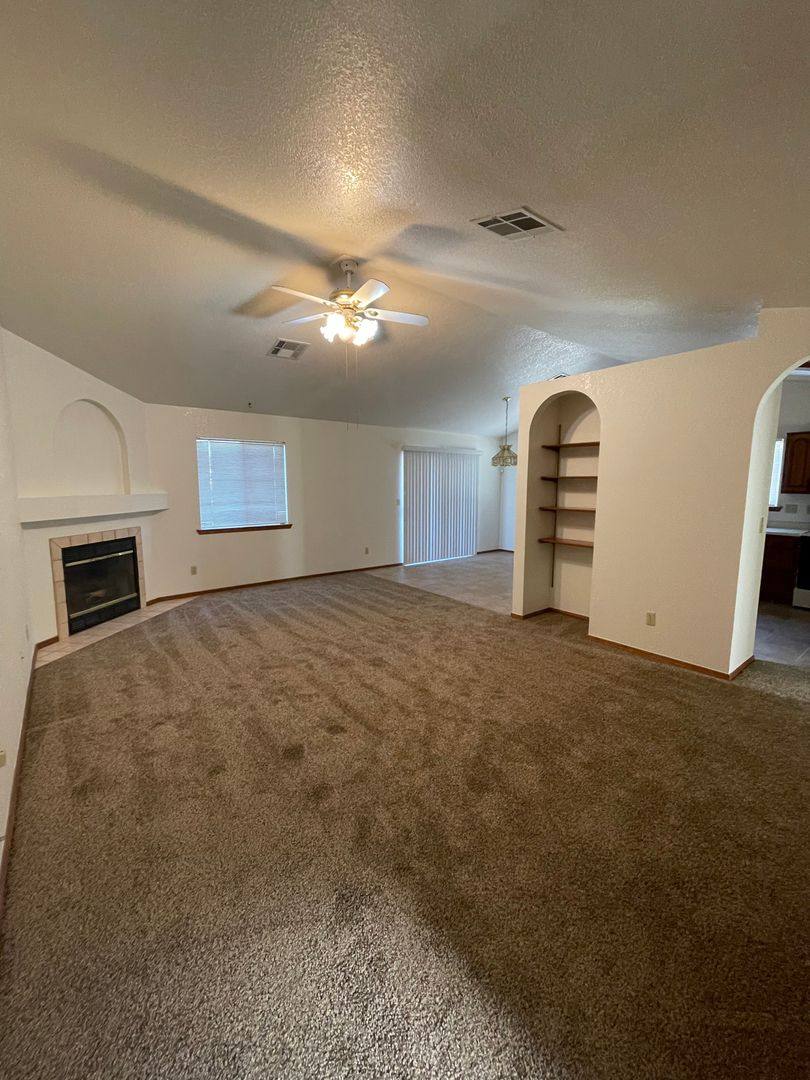 House for rent at 5015 Emerald St, Las Cruces, NM 88012