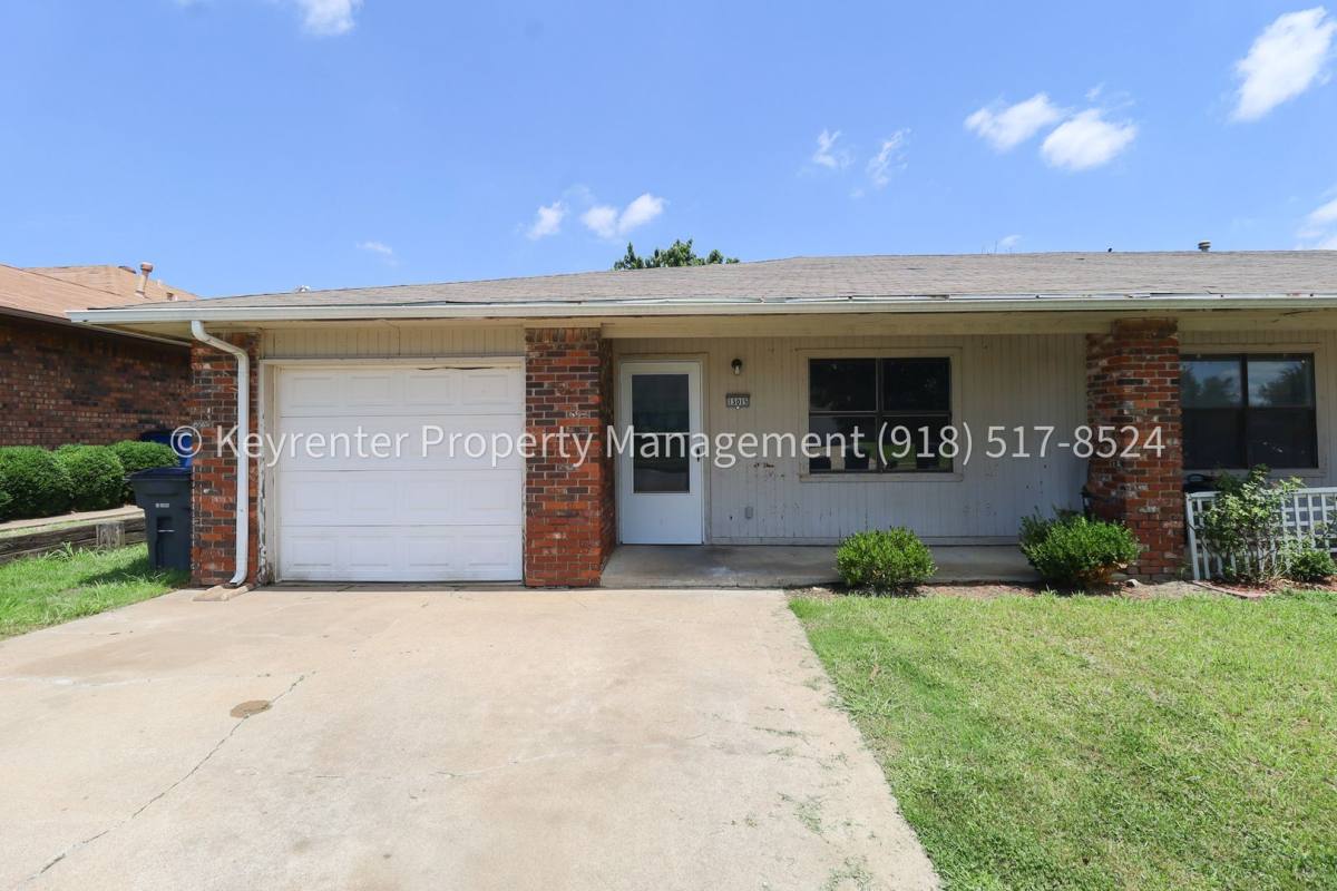Apartment for rent at 13015 E 39th Place, Tulsa, OK 74134