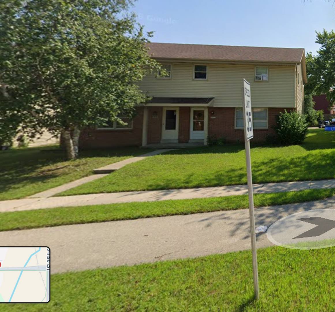 Townhouse for rent at 9517 W Bradley Rd, Milwaukee, WI 53224