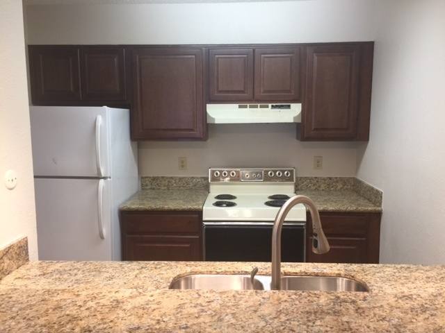 Condo for rent at 7092 N Holiday Dr, Galveston, TX 77550