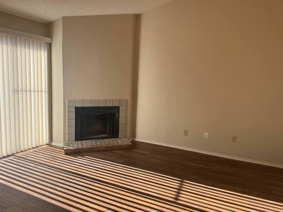 Condo for rent at 7092 N Holiday Dr, Galveston, TX 77550