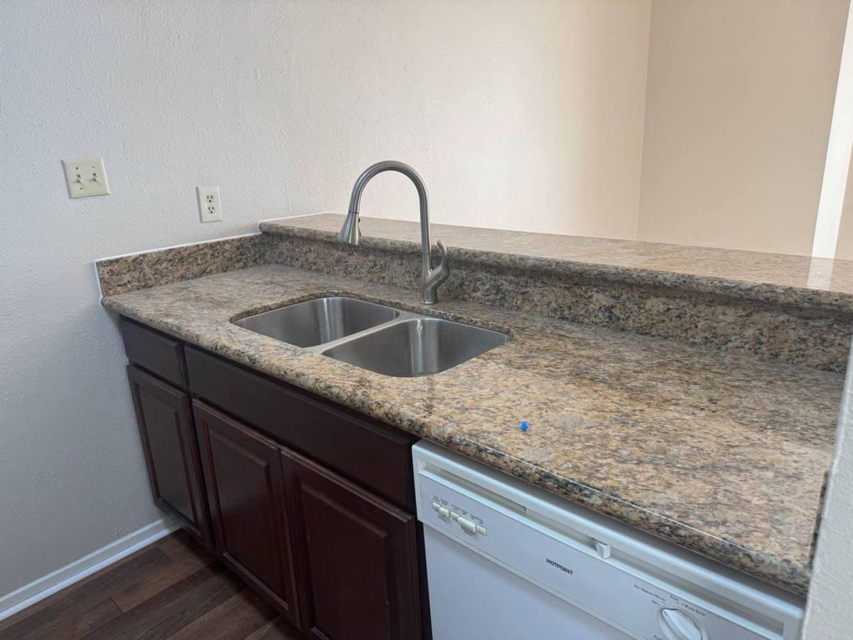 Condo for rent at 7092 N Holiday Dr, Galveston, TX 77550