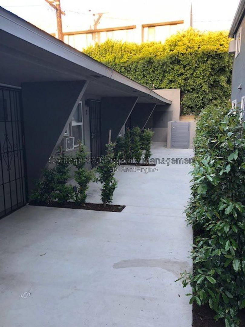 Apartment for rent at 4154 N Business St #5, Long Beach, CA 90807