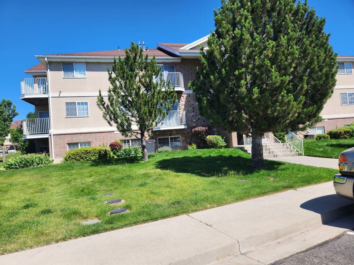 Condo for rent at 1456 N 1300 W, Orem, UT 84057