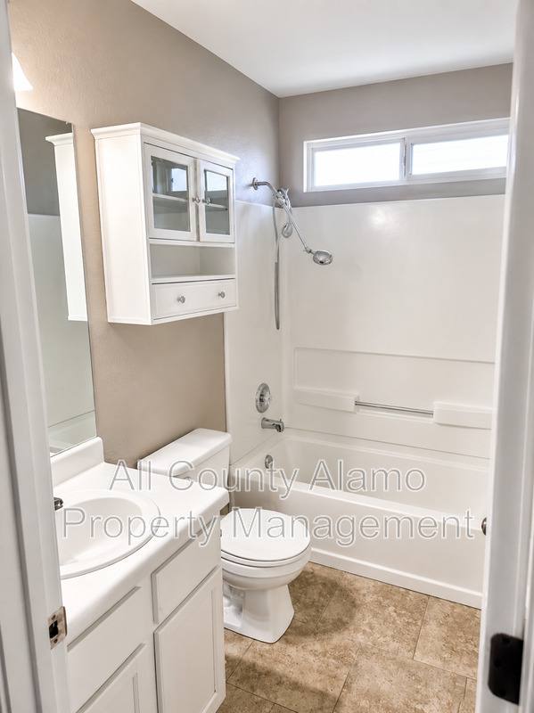 House for rent at 9006 Pinseeker, Schertz, TX 78154