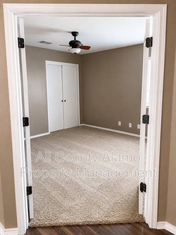 House for rent at 9006 Pinseeker, Schertz, TX 78154