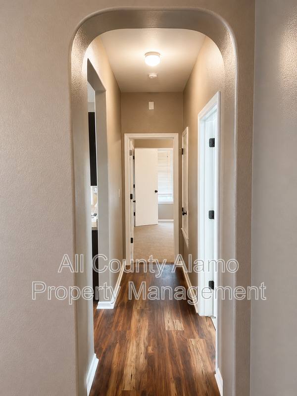 House for rent at 9006 Pinseeker, Schertz, TX 78154