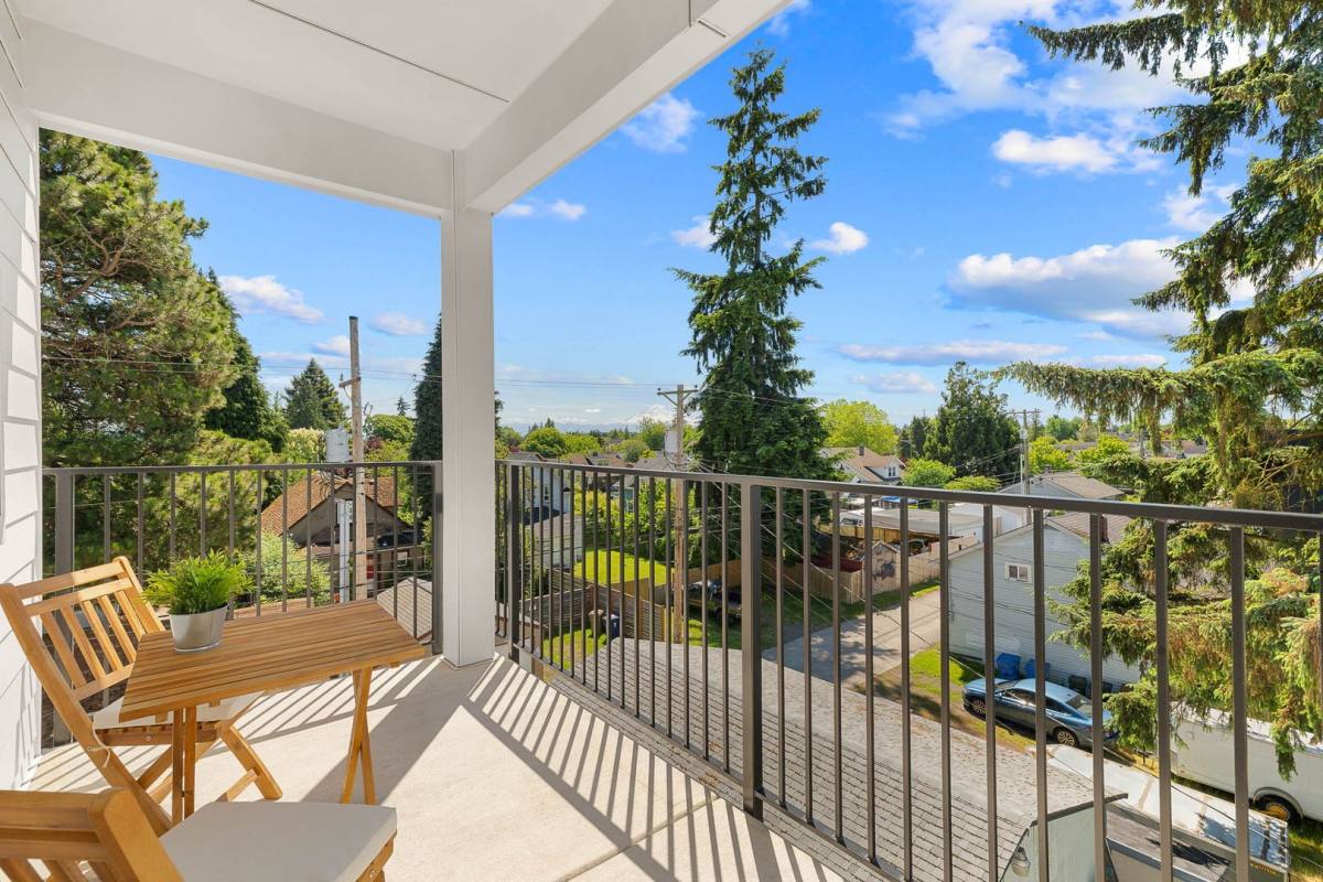 Apartment for rent at 3579 S G St, Tacoma, WA 98408