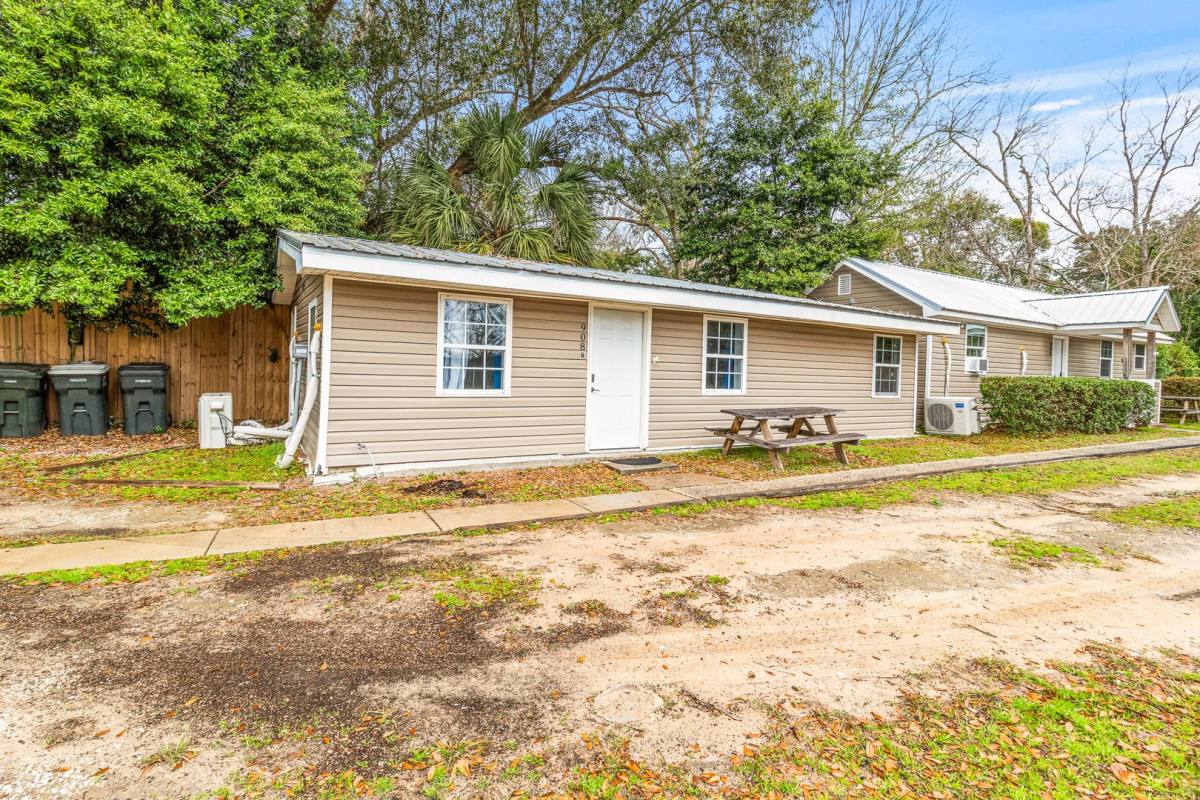 Apartment for rent at 908 N 57th Ave #B, Pensacola, FL 32506