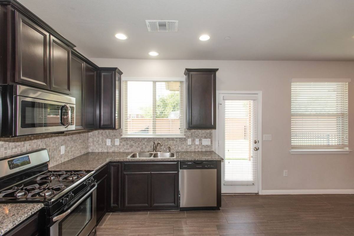 Townhouse for rent at 1001 Zodiac Lane, Round Rock, TX 78665