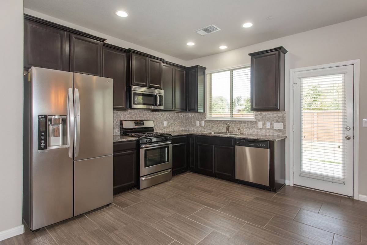 Townhouse for rent at 1001 Zodiac Lane, Round Rock, TX 78665
