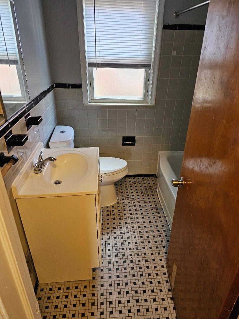 House for rent at 15485 Stout St, Detroit, MI 48223