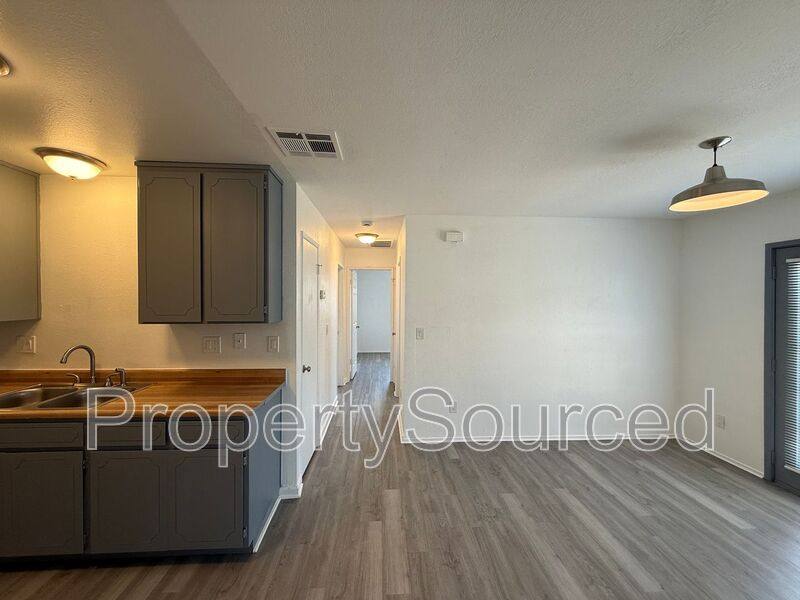 Townhouse for rent at 1944 Hickock Court, Stockton, CA 95209