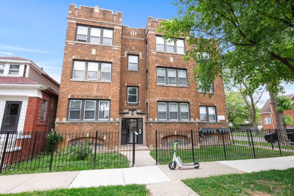Apartment for rent at 6355 Talman 2616 W, Chicago, IL 60629