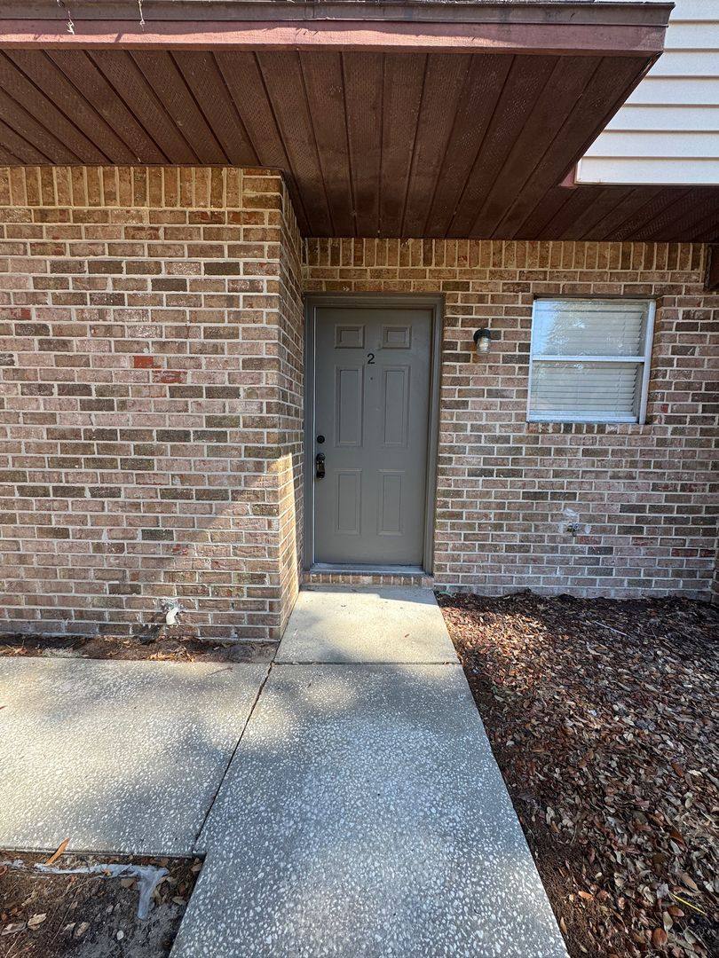 Apartment for rent at 1197 Bentley Rd #2, Leesburg, FL 34748